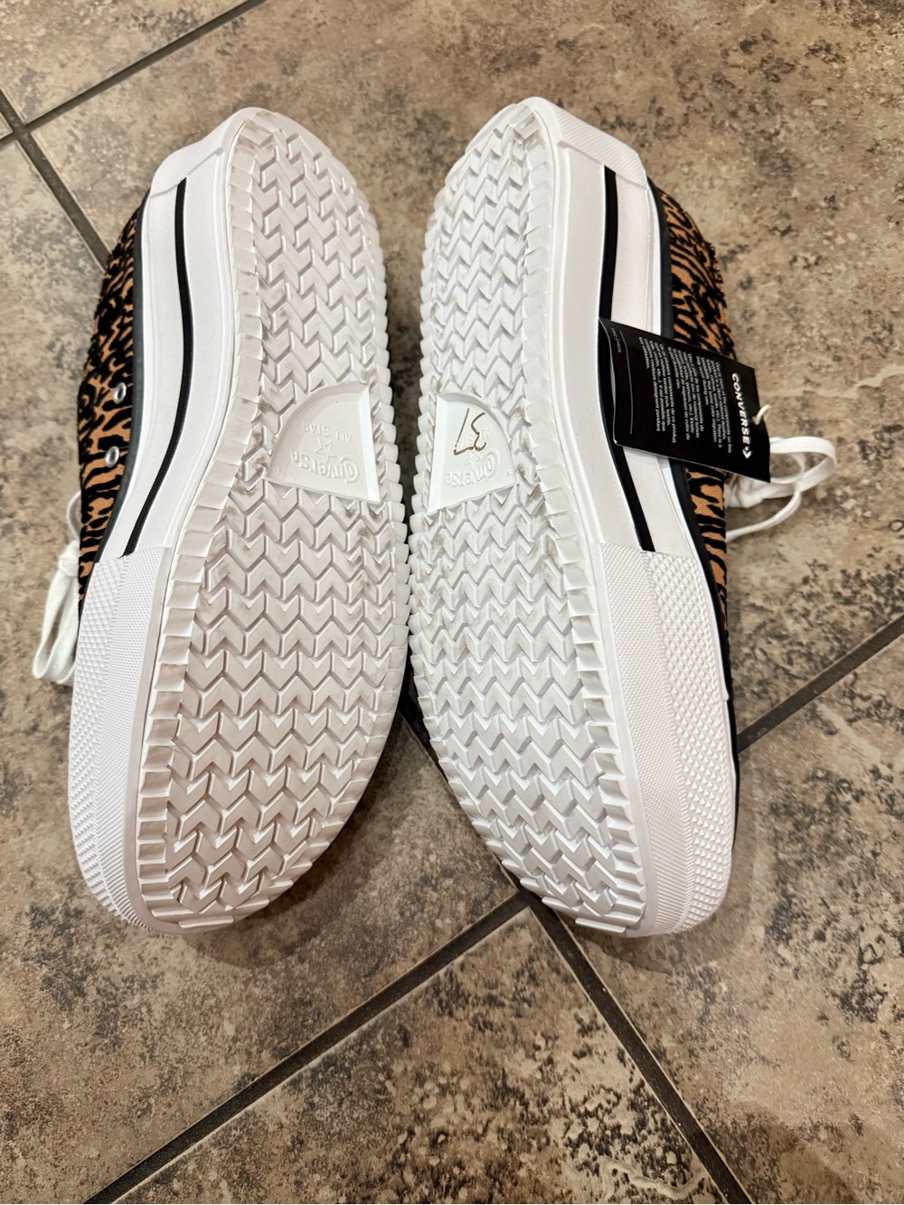 Converse unisex leopard print double stack platform sneakers - Picture 5 of 6